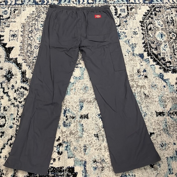 ⛔️SOLD⛔️ 💰 3 for $25 🏷 Women Dickies Scrub Pants Pewter XS - Picture 2 of 11